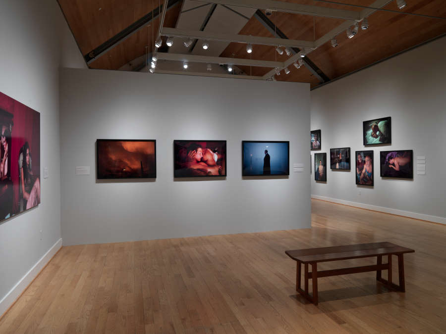 view exhibition image