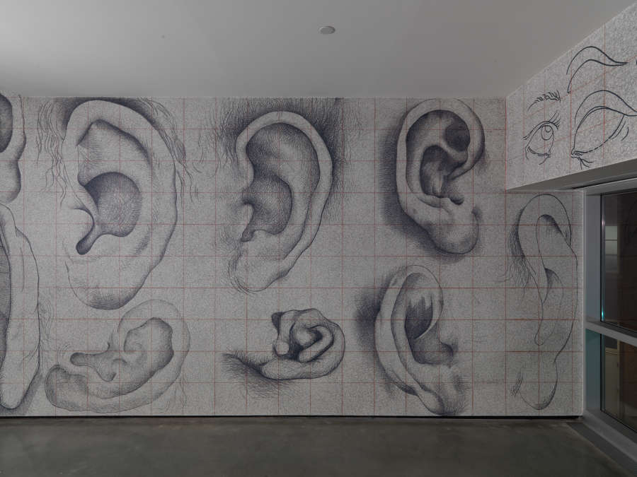 view exhibition image