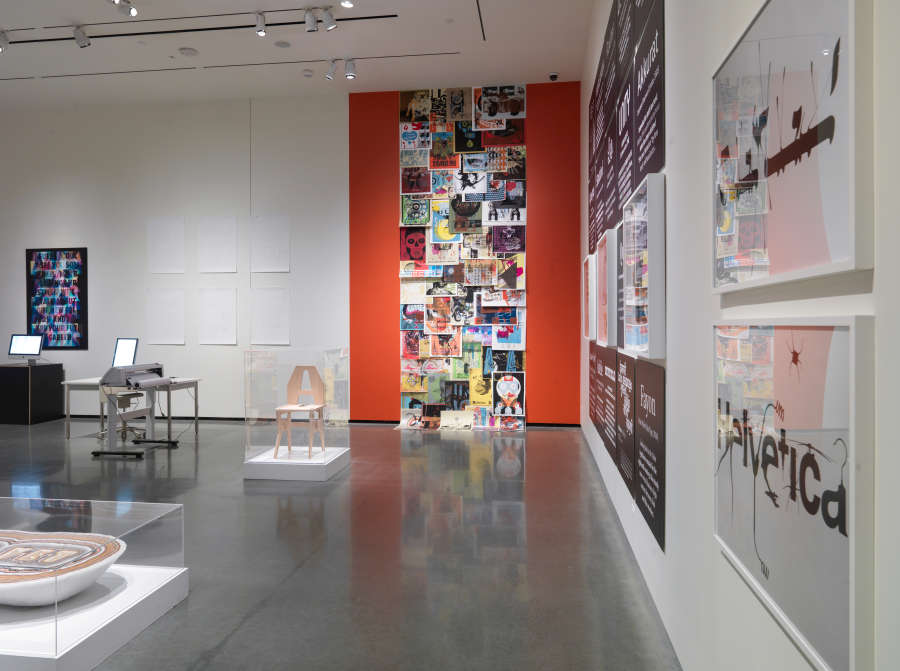 view exhibition image