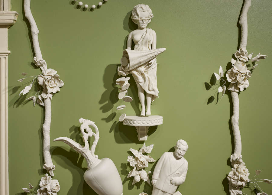 view exhibition image