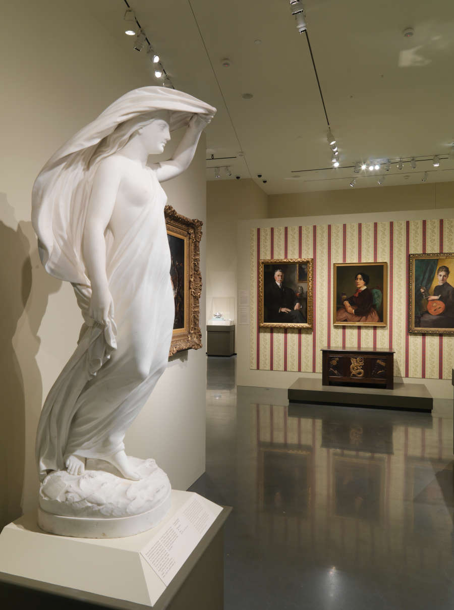 view exhibition image