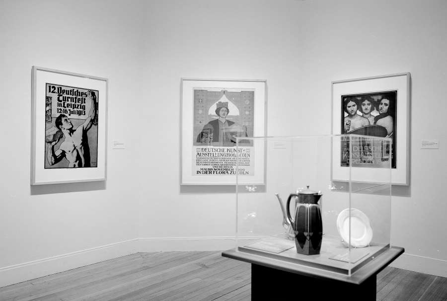 view exhibition image