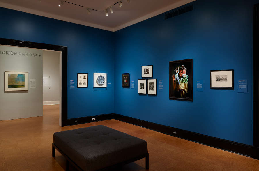 view exhibition image