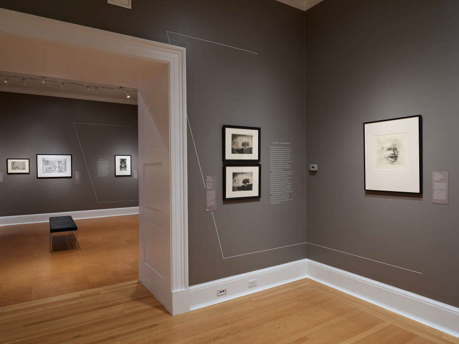 view exhibition image