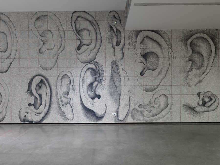 view exhibition image