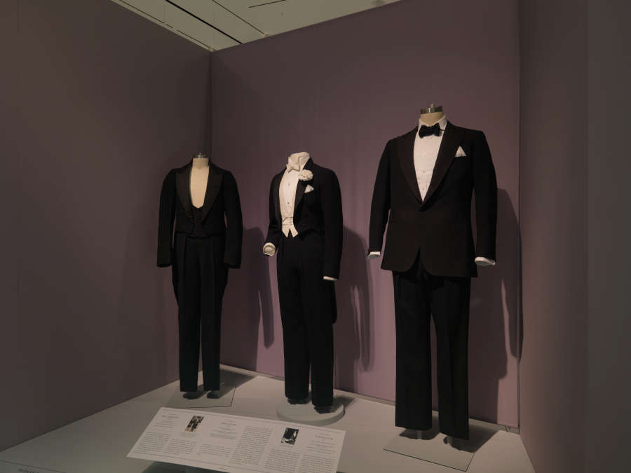 view exhibition image