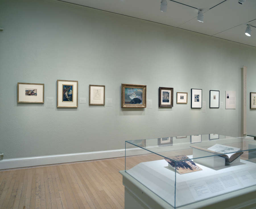 view exhibition image