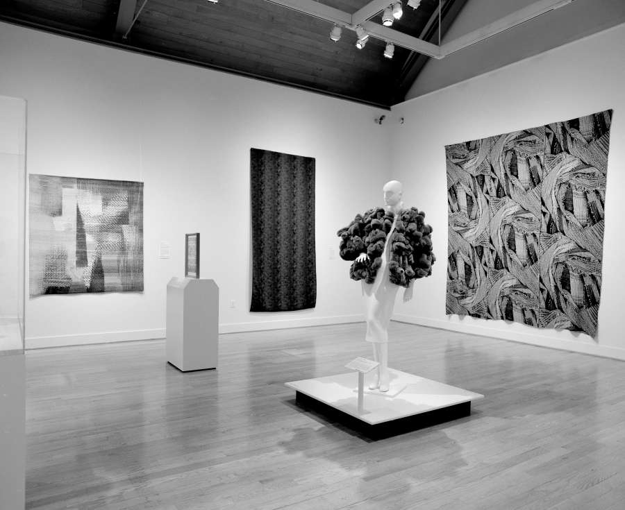 view exhibition image