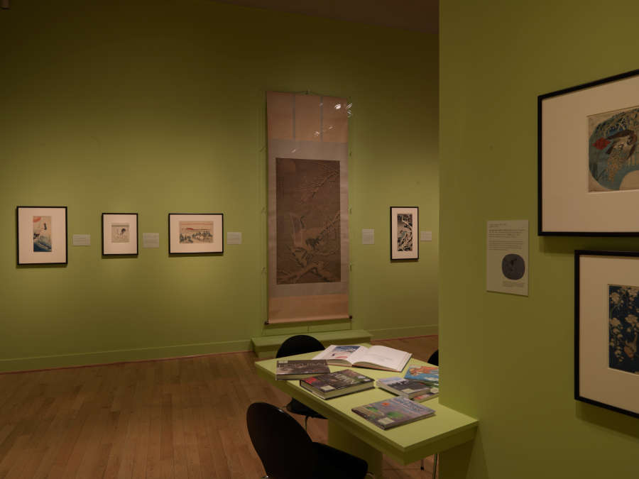 view exhibition image