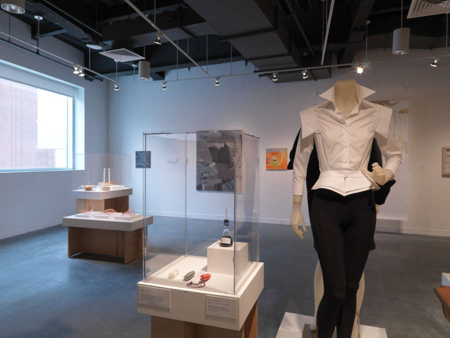 view exhibition image