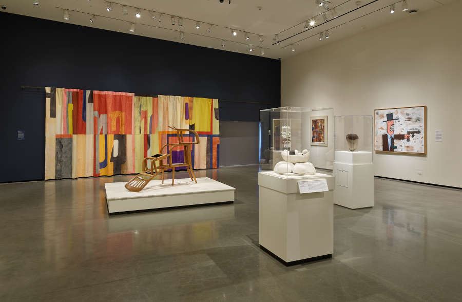 view exhibition image