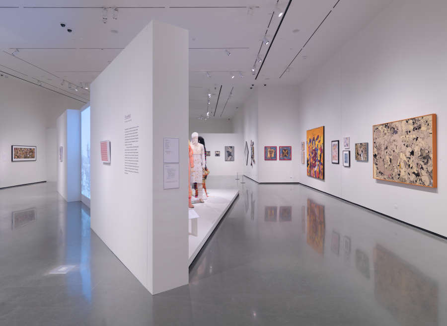 view exhibition image