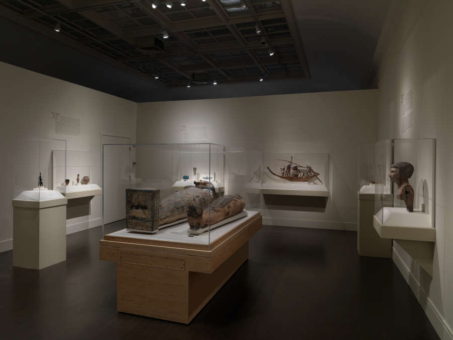 view exhibition image