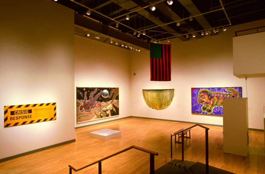 view exhibition image