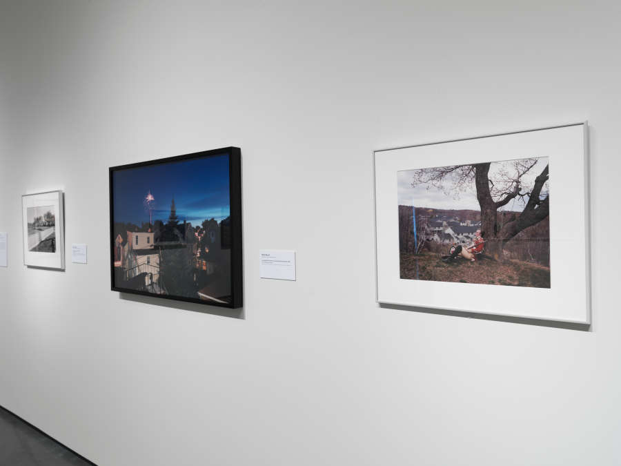view exhibition image