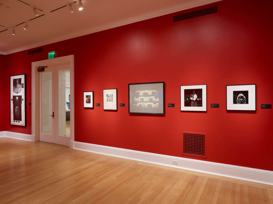 view exhibition image