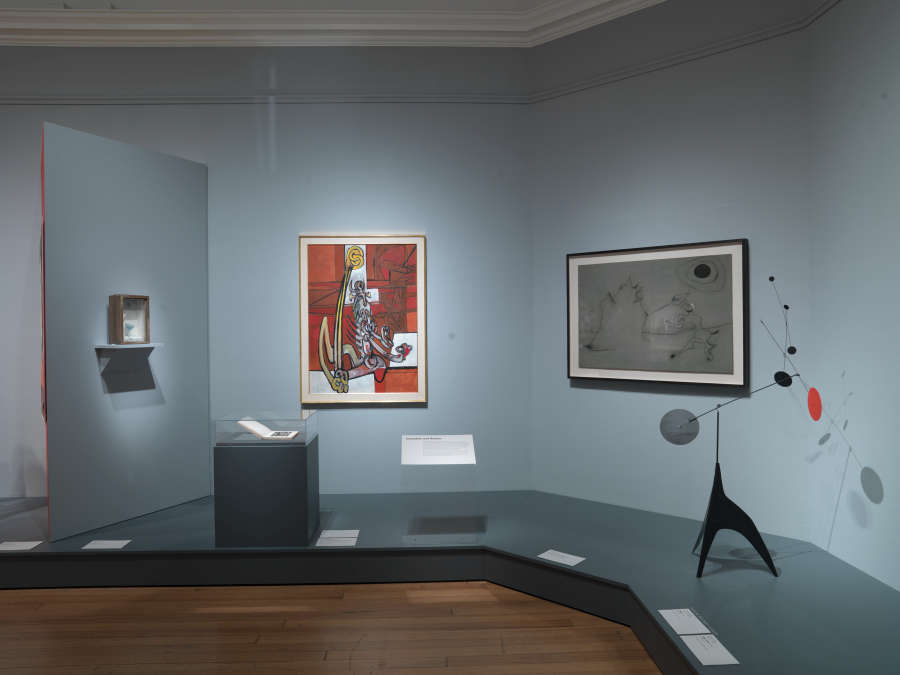 view exhibition image