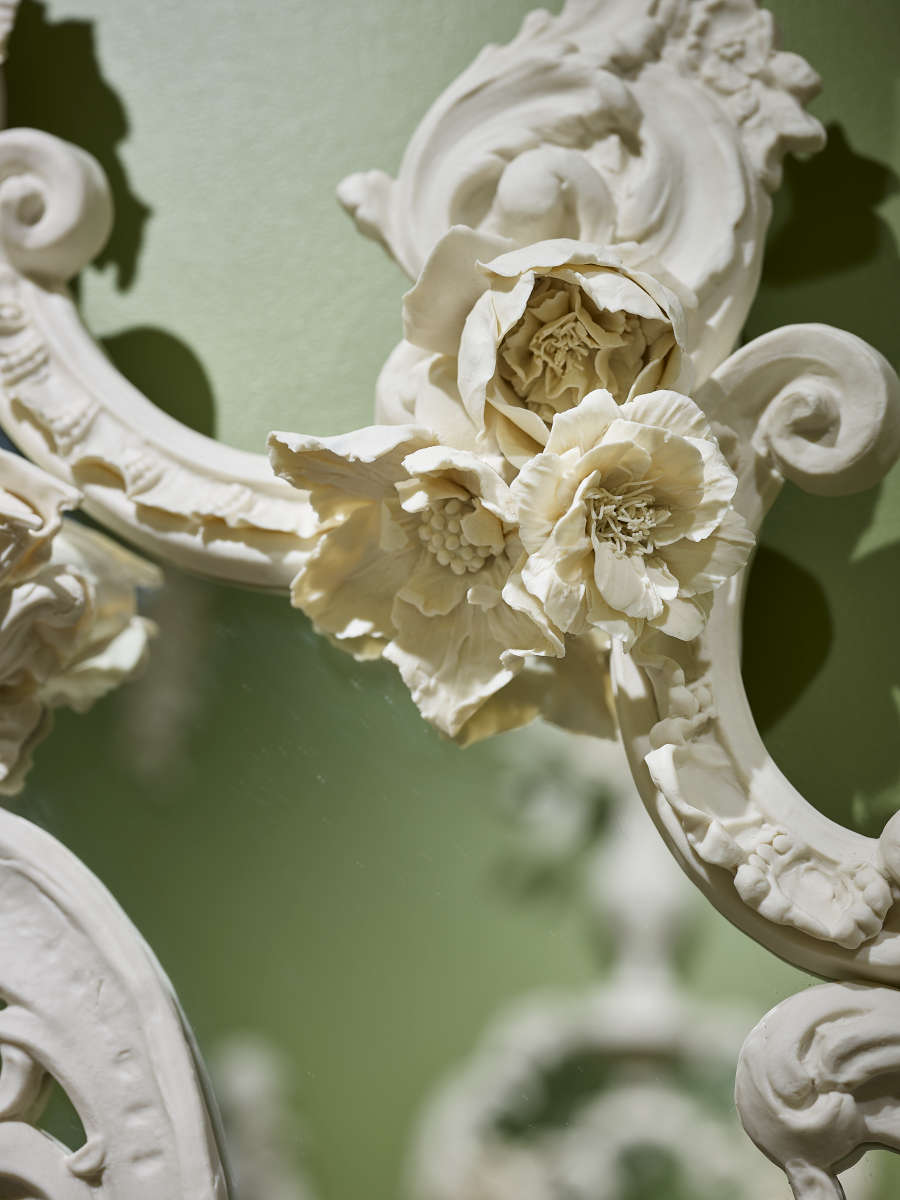 view exhibition image