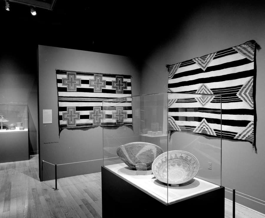 view exhibition image