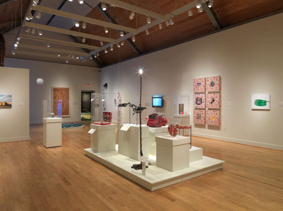 view exhibition image