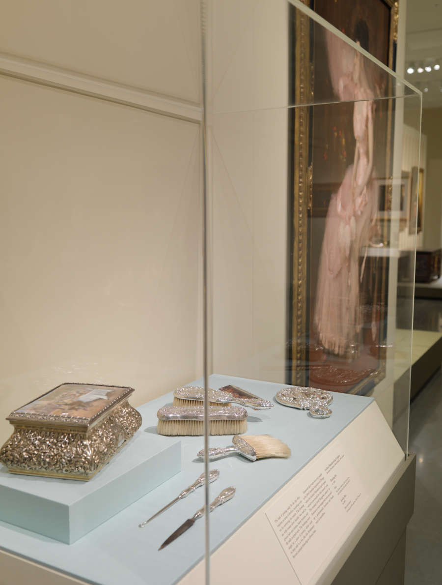 view exhibition image