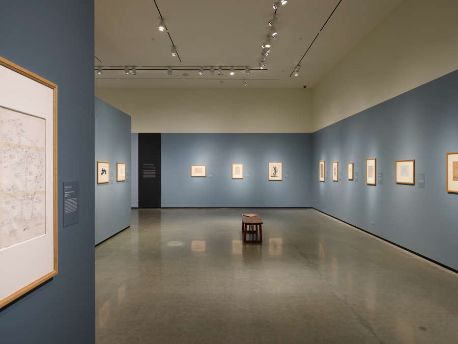 view exhibition image