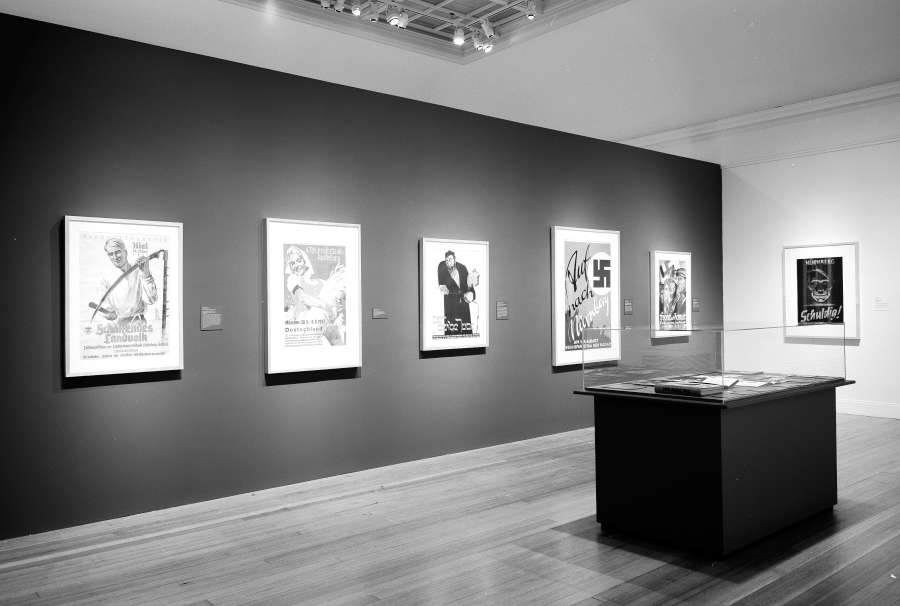 view exhibition image