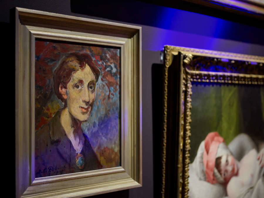 view exhibition image