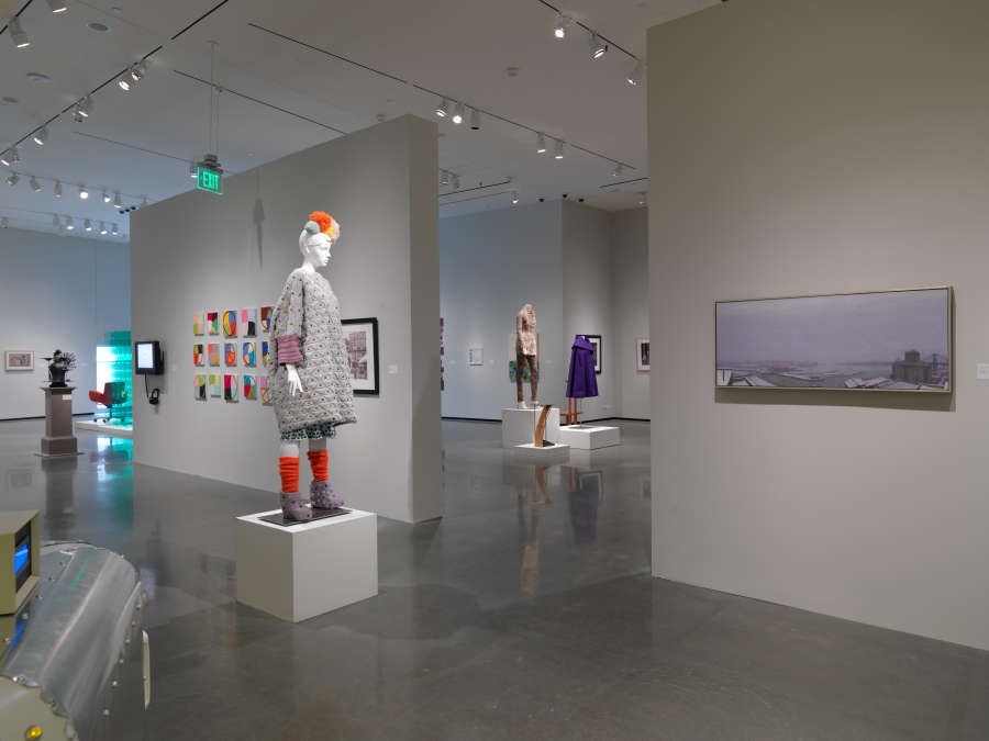 view exhibition image