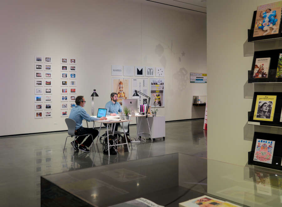 view exhibition image