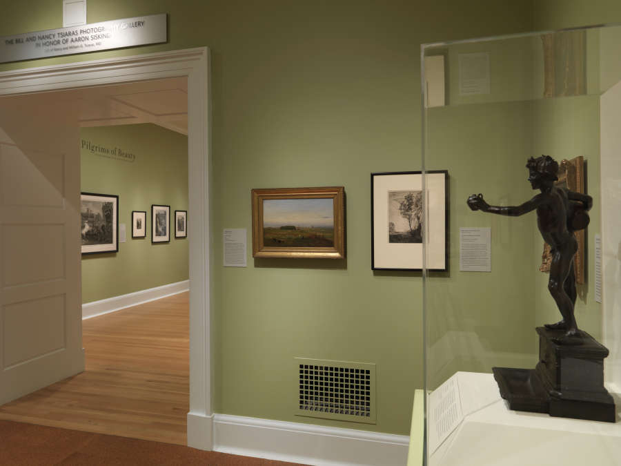 view exhibition image