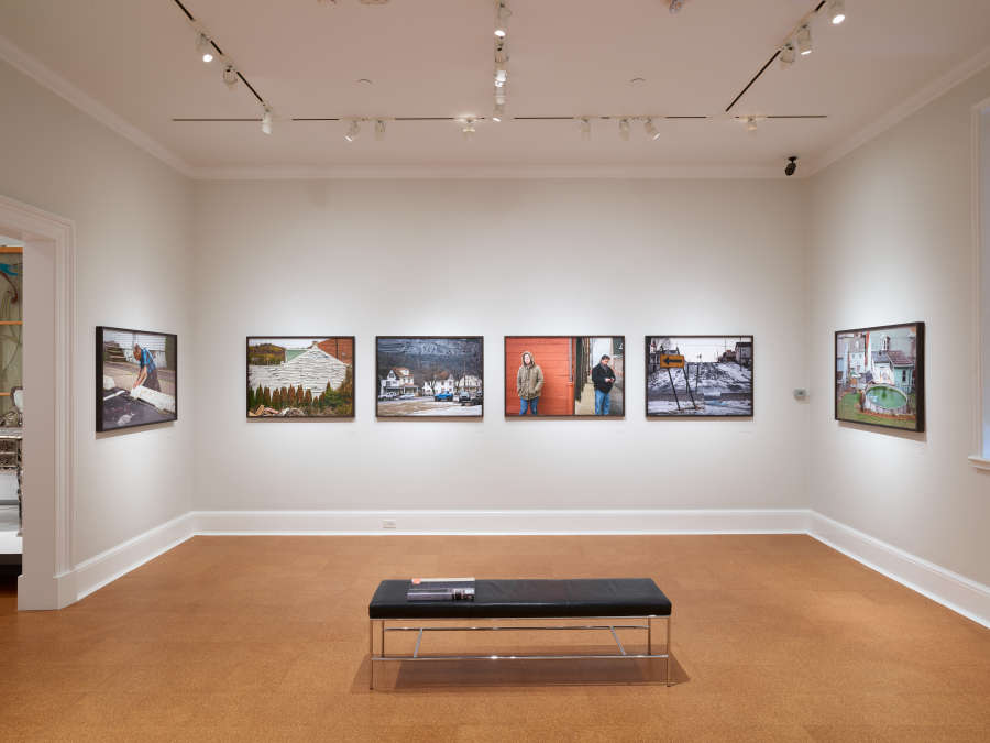 view exhibition image
