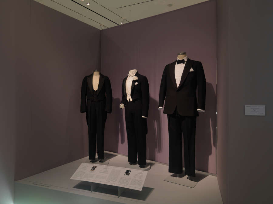 view exhibition image