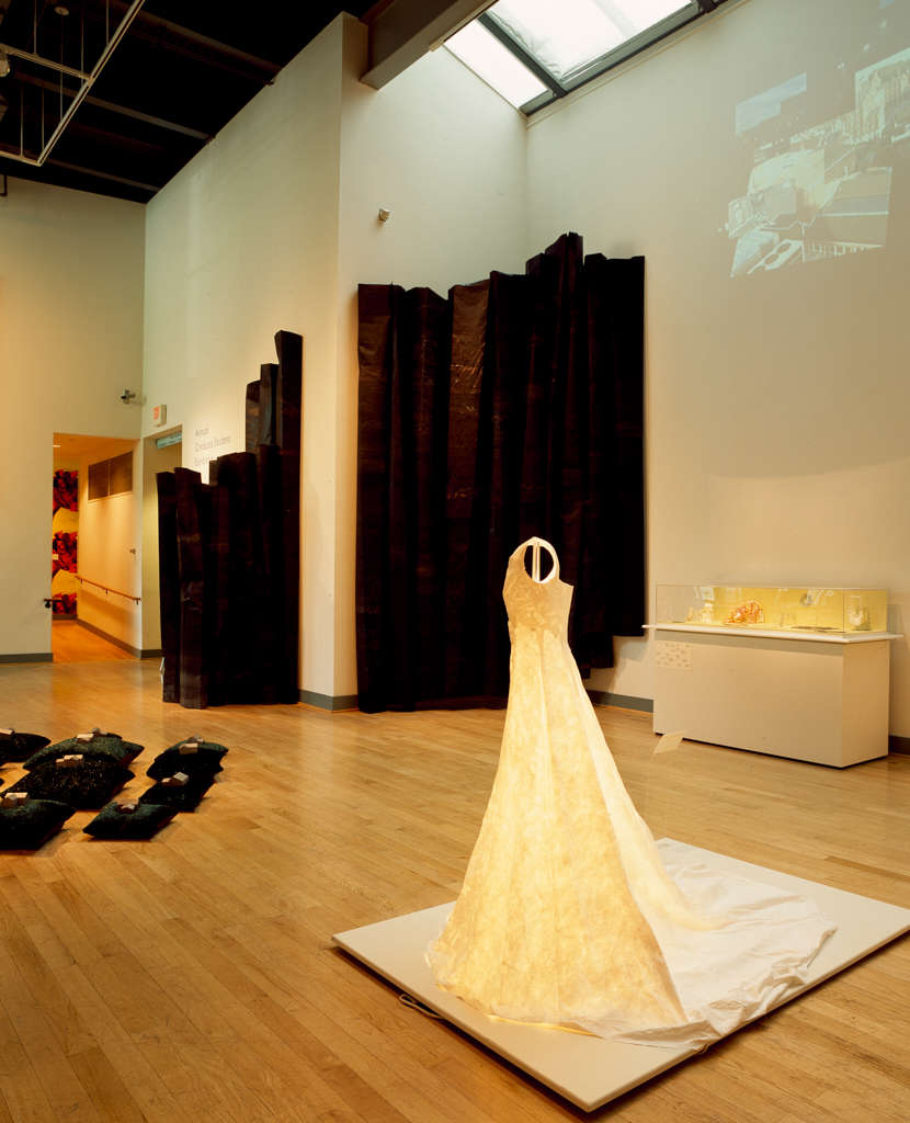 view exhibition image