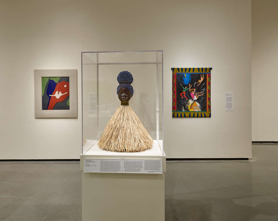 view exhibition image