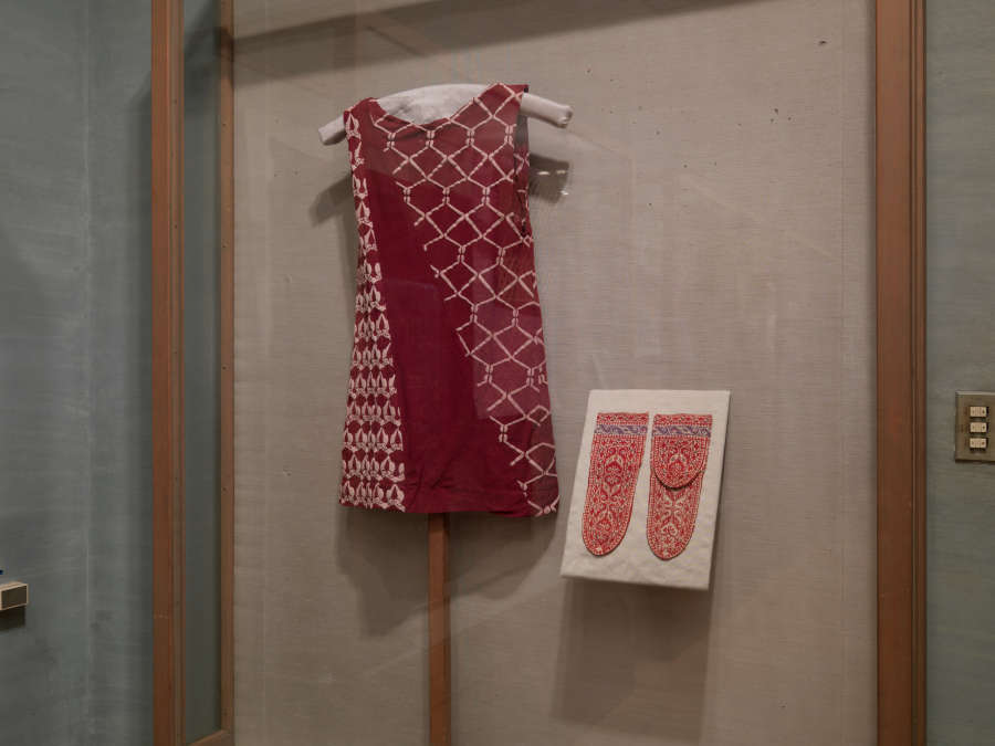 view exhibition image