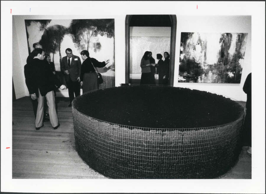 view exhibition image