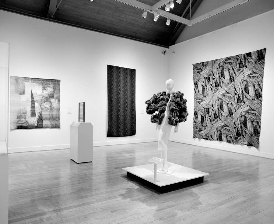 view exhibition image