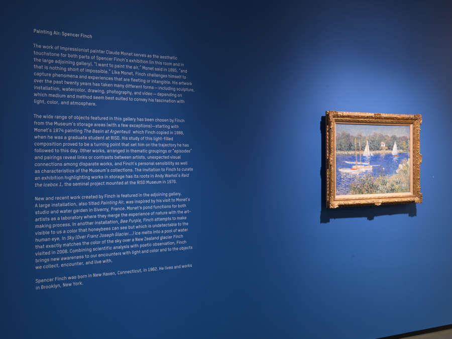 view exhibition image