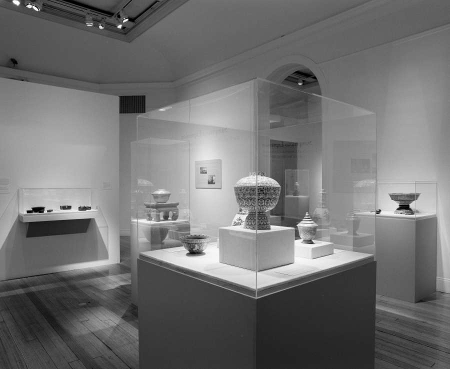 view exhibition image
