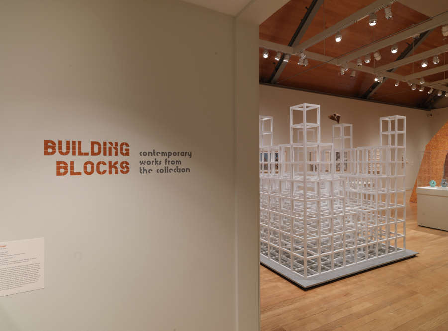 view exhibition image