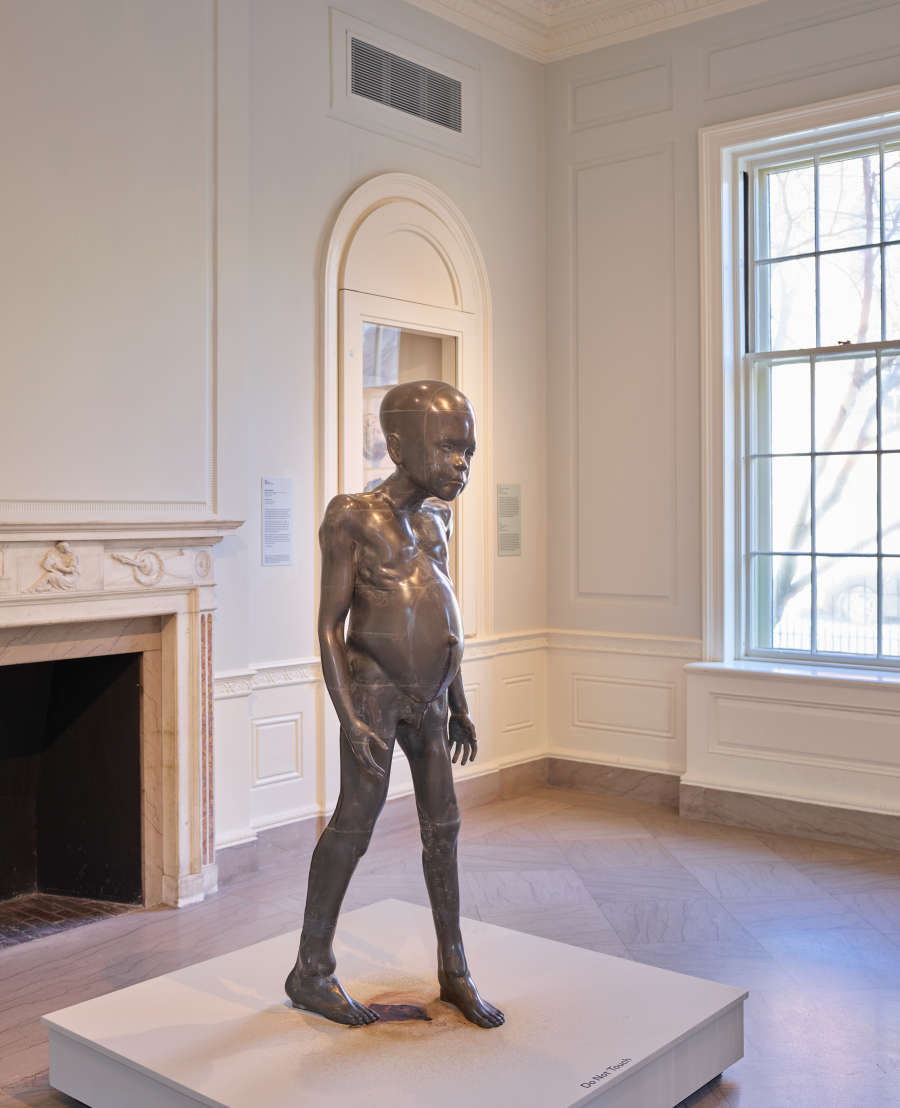 view exhibition image