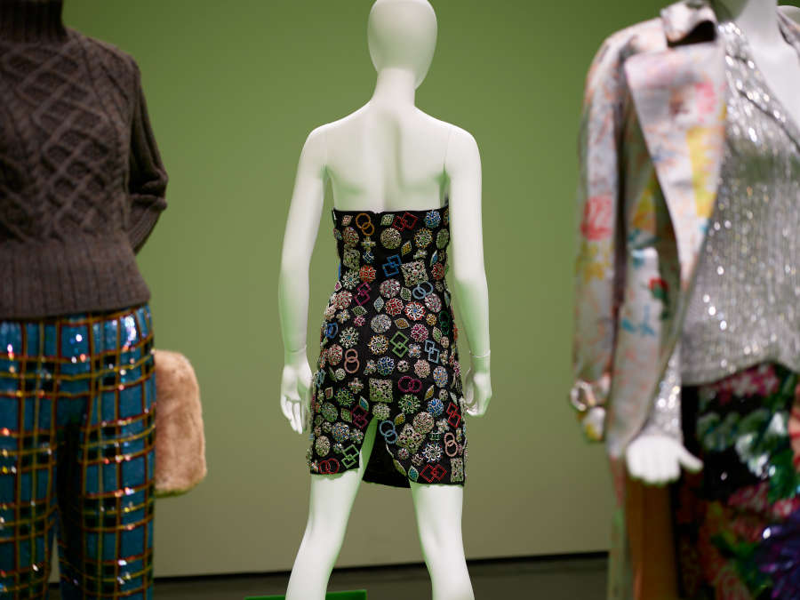 view exhibition image