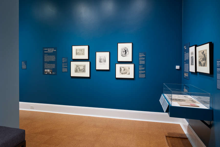 view exhibition image