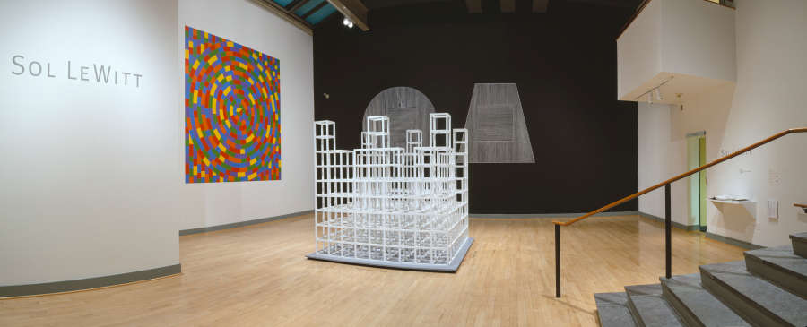 view exhibition image