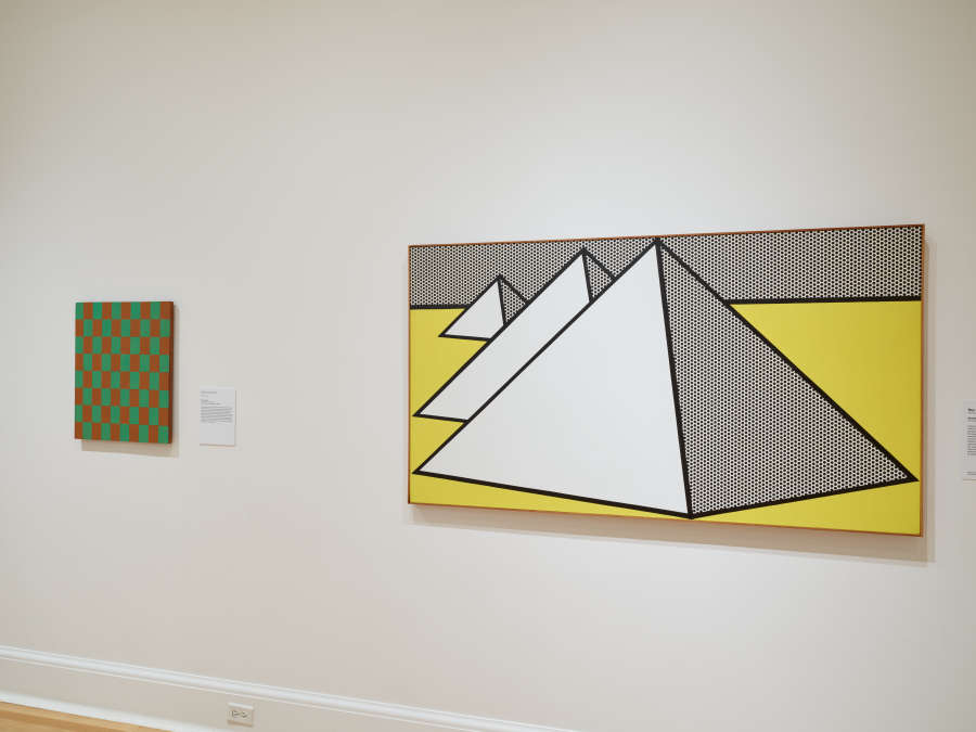 view exhibition image