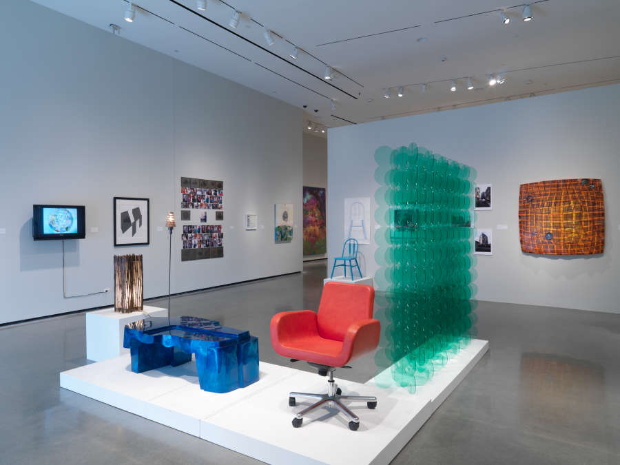 view exhibition image