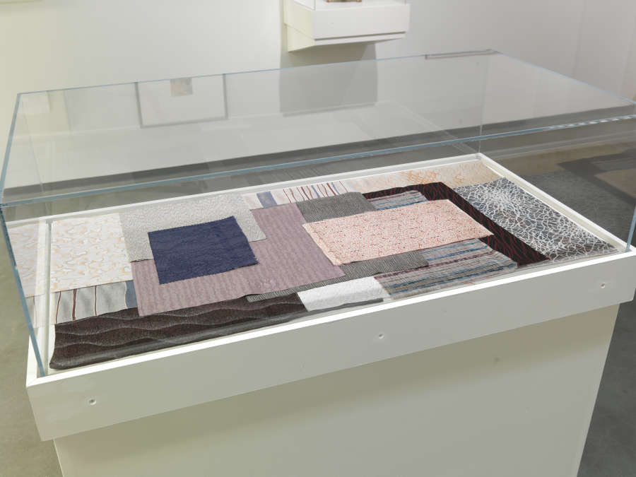 view exhibition image