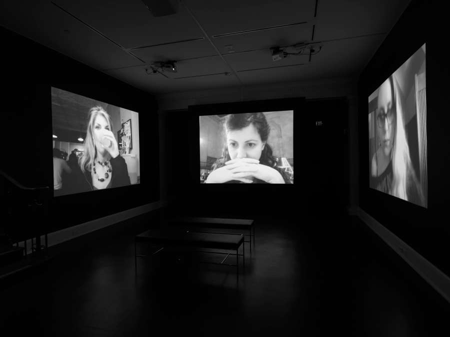 view exhibition image