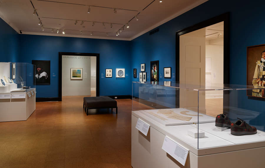 view exhibition image